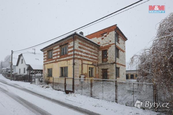 Prodej rodinného domu, 300m<sup>2</sup>, Dolní Lukavice, Lišice
