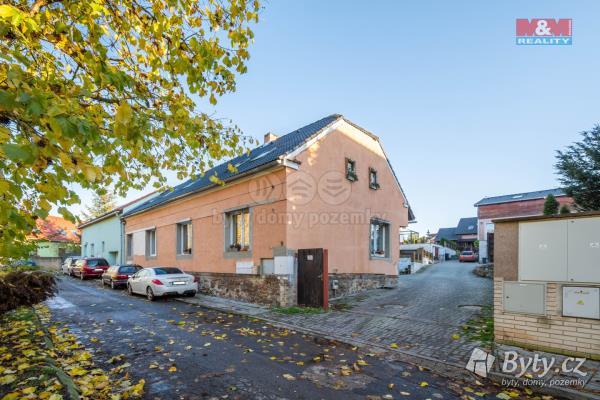 Prodej nájemního domu, Drahelčice, Malá Strana