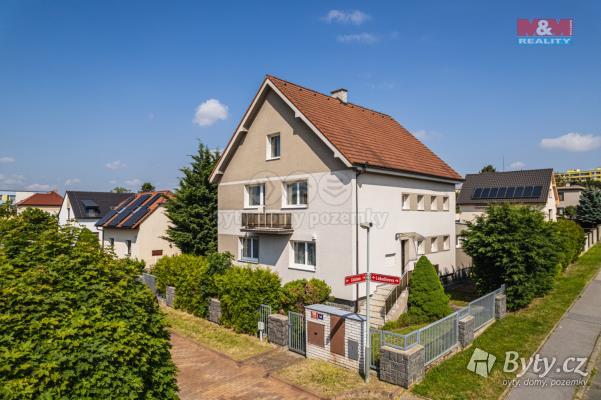 Prodej rodinného domu, 279m<sup>2</sup>, Praha, Lebeděvova