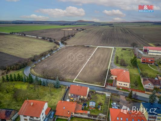 Prodej pozemku o rozloze 6510m<sup>2</sup>, Číčovice