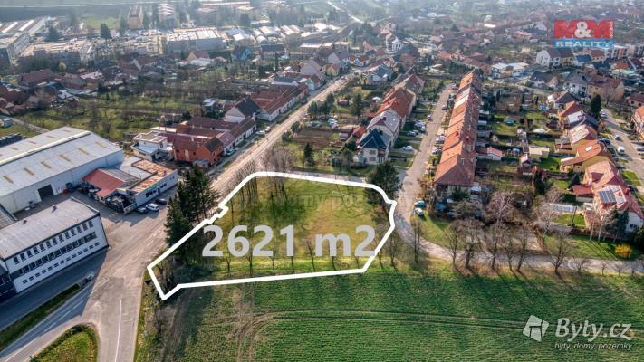 Prodej pozemku pro komerční využití, 2621m<sup>2</sup>, Hluk, Uherské Hradiště