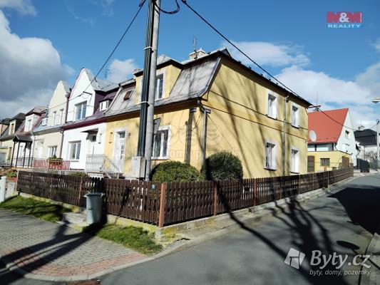 Prodej rodinného domu, 160m<sup>2</sup>, Bruntál, Čelakovského