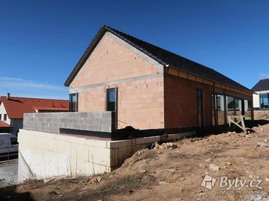 Novostavba rodinného domu, 210m<sup>2</sup>