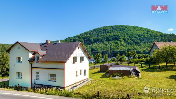 Prodej rodinného domu, 290m<sup>2</sup>, Prysk, Vesnička