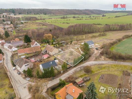 Stavební pozemek na prodej, 897m<sup>2</sup>, Malíkovice, Čanovice