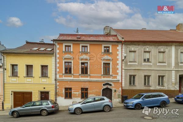Rodinný dům na prodej, 260m<sup>2</sup>, Kadaň, Čechova
