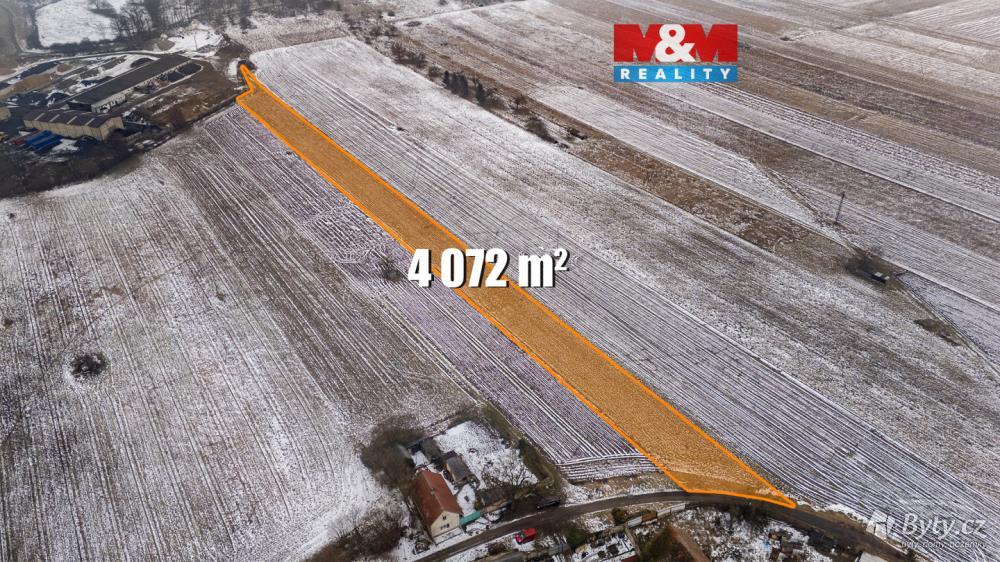 Prodej pozemku 4072 m², Chodouny