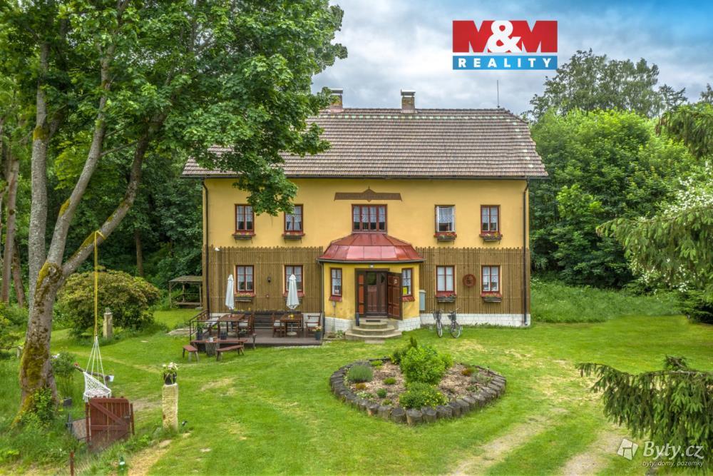 Prodej komerčního prostoru 4840 m², Zahrady · Krásná Lípa