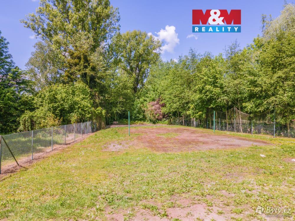 Pronájem pozemku 800 m², Skalice · Frýdek-Místek