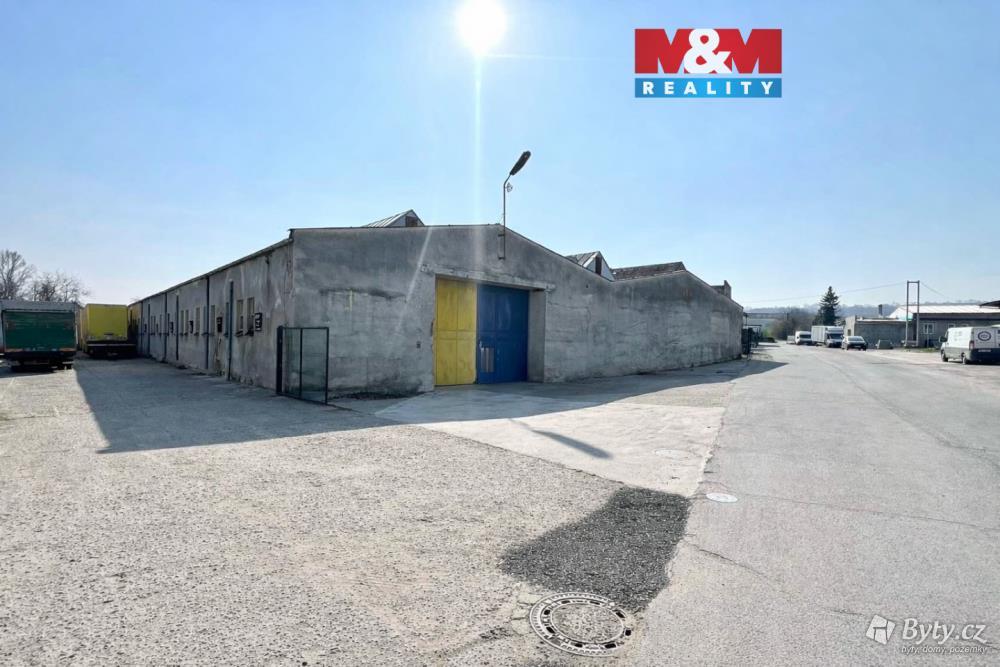 Pronájem komerčního prostoru 1150 m², Boršice