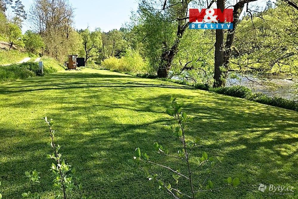 Prodej pozemku 804 m², Kácov