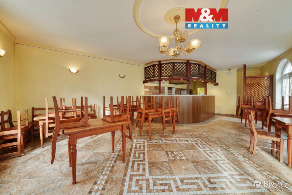 Prodej komerčního prostoru 132 m², Maxima Gorkého · Kynšperk nad Ohří