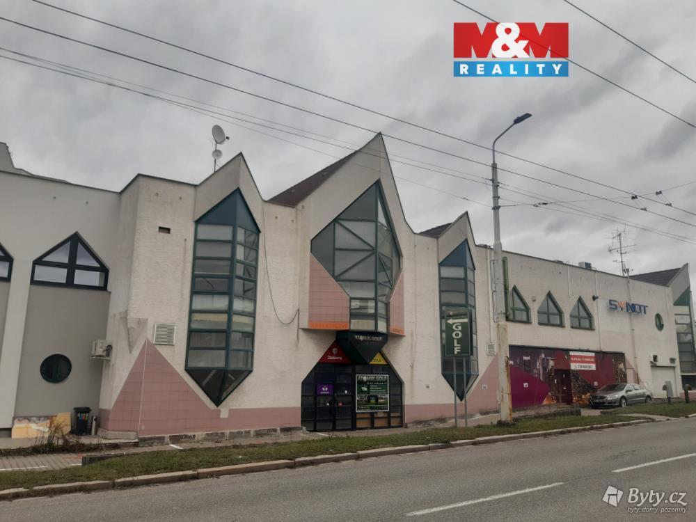 Prodej komerčního prostoru 1230 m², Dašická · Pardubice