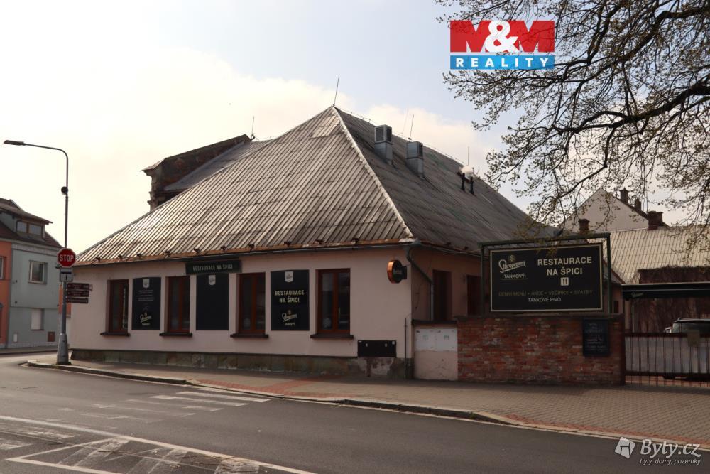 Pronájem komerčního prostoru 233 m², Smetanova · Holice v Čechách · Holice