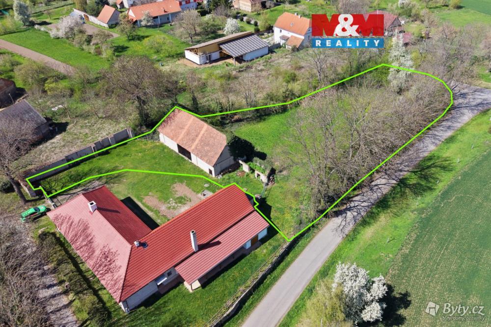 Prodej pozemku 3331 m², Hostovlice