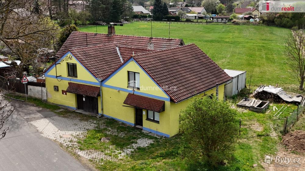 Prodej komerčního prostoru 260 m², Lešetice