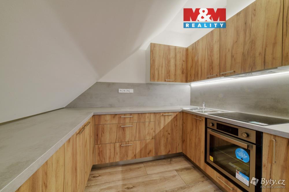 Pronájem bytu 3+kk 74 m², Luby I · Luby