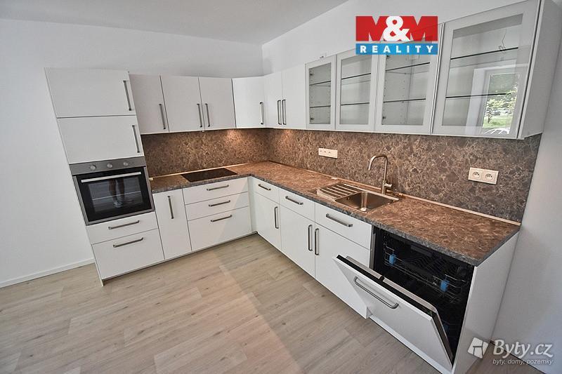 Pronájem bytu 3+1 97 m², Vrchlického · Žamberk