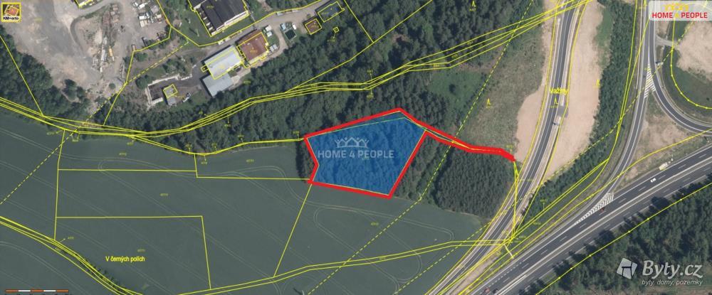 Prodej pozemku 4000 m², Háje