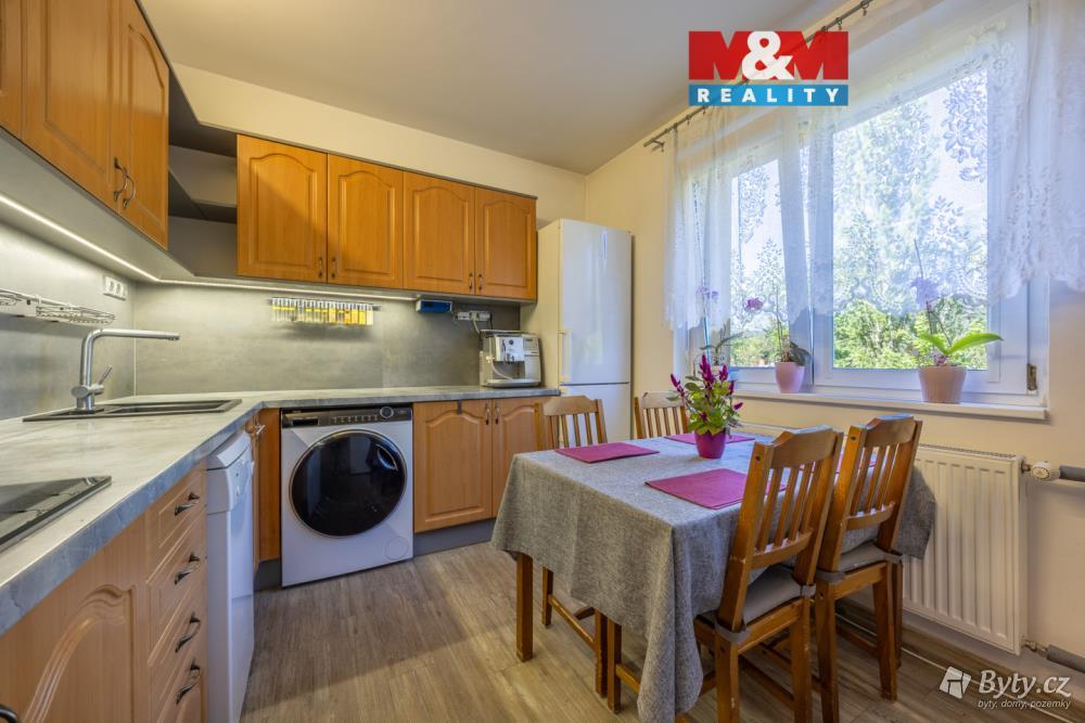Prodej bytu 3+1 64 m², Školní · Klášterec nad Ohří