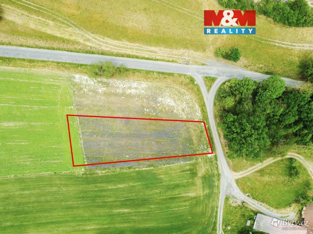 Prodej pozemku 1261 m², Poleň