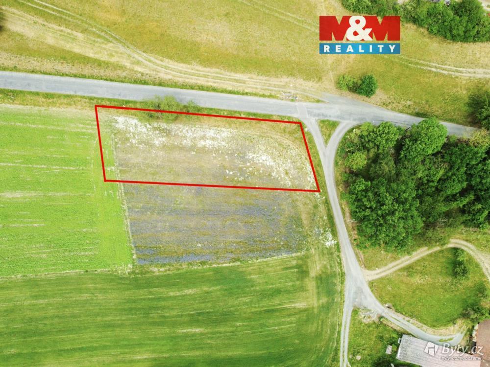 Prodej pozemku 1384 m², Poleň