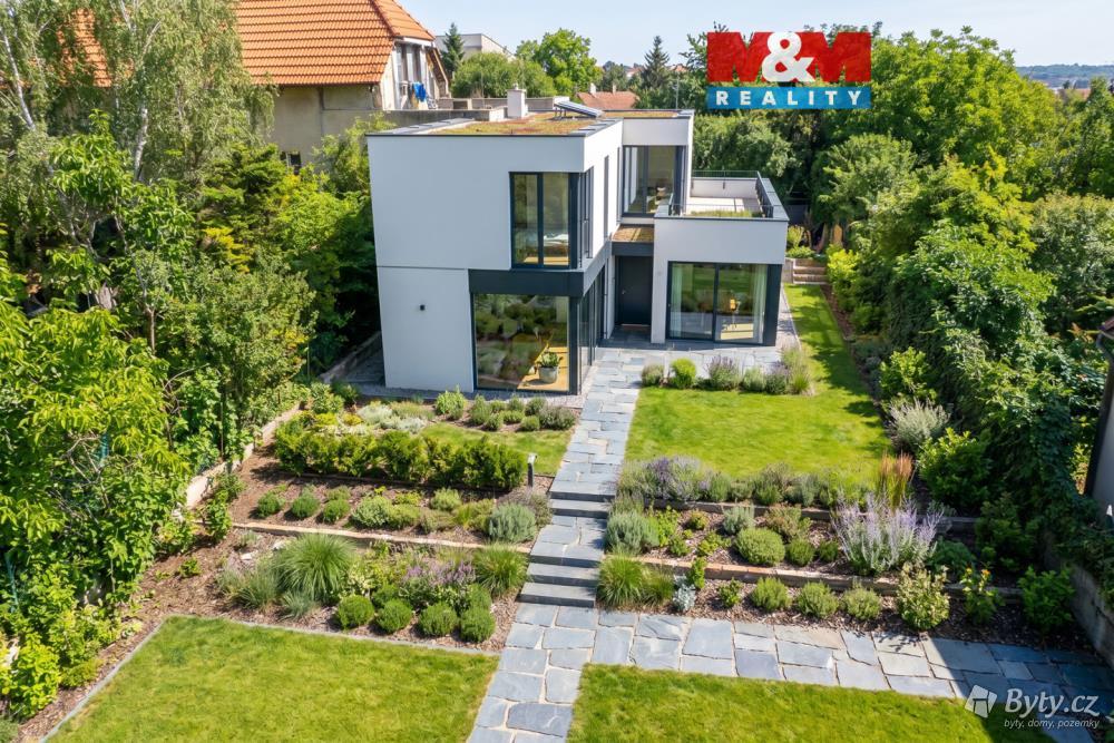 Prodej pozemku 265 m², Čelná · Strašnice