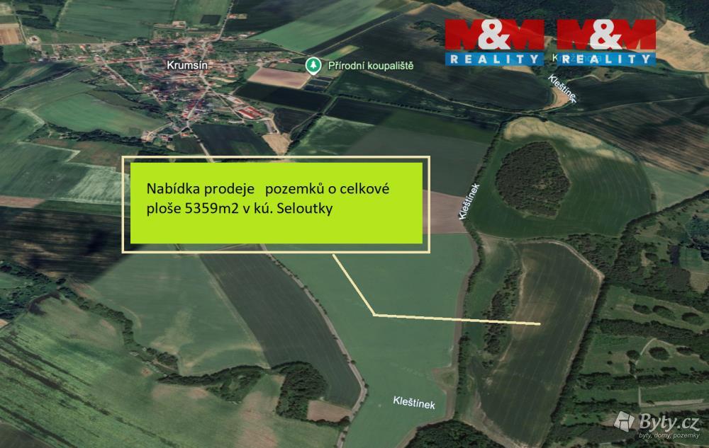 Prodej pozemku 5359 m², Seloutky