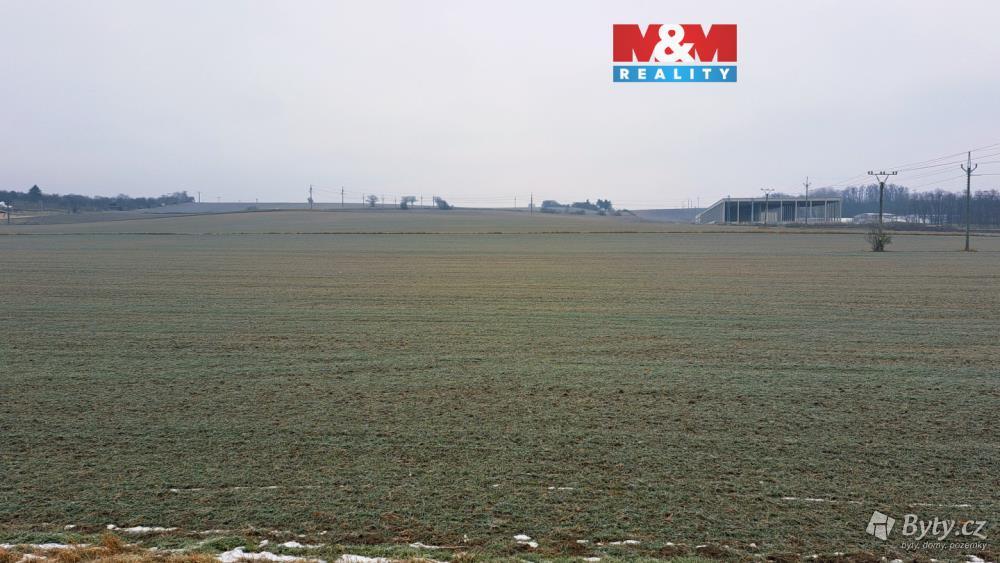 Prodej pozemku 3683 m², Hrušovany nad Jevišovkou