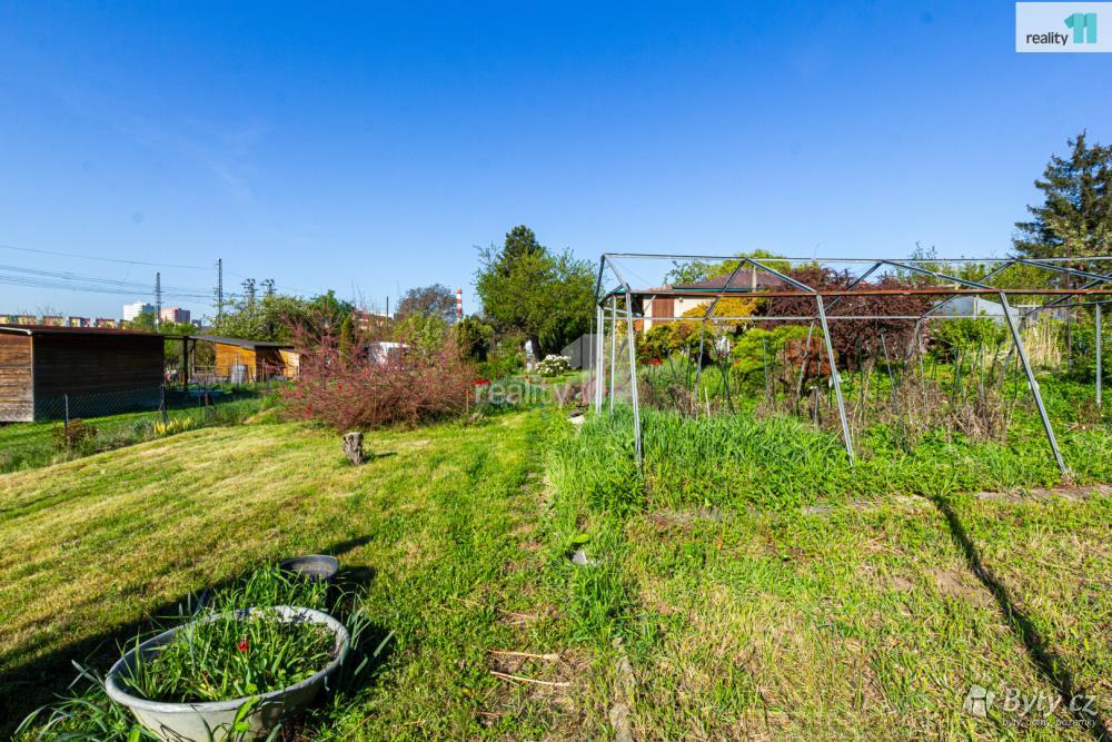 Prodej pozemku 418 m², Strašnice