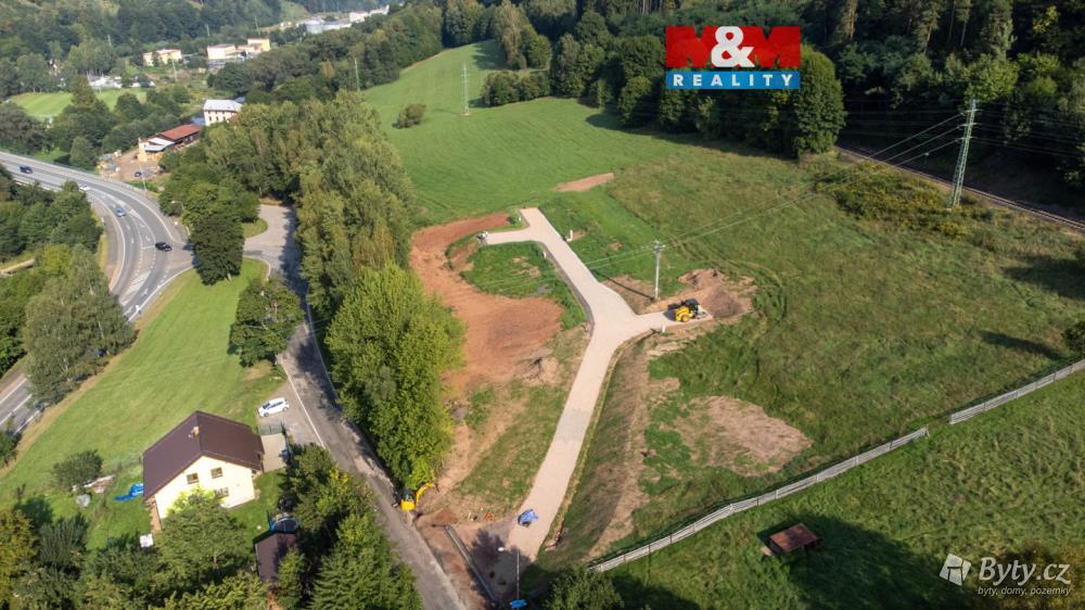 Prodej pozemku 2372 m², Krakonošovo náměstí · Trutnov