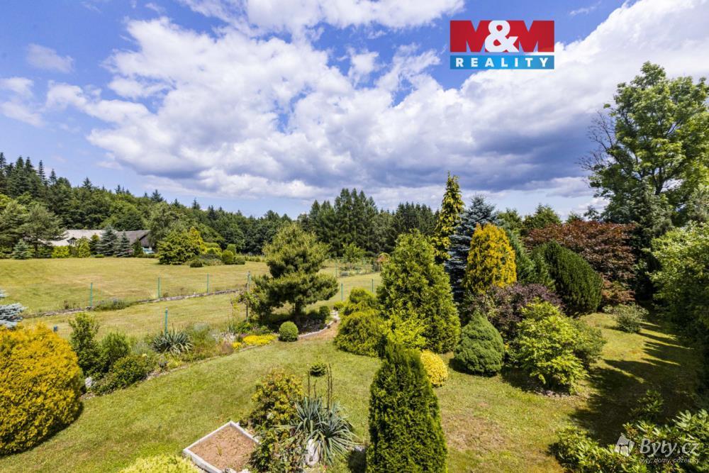 Prodej pozemku 5000 m², Náměstí · Velké Poříčí