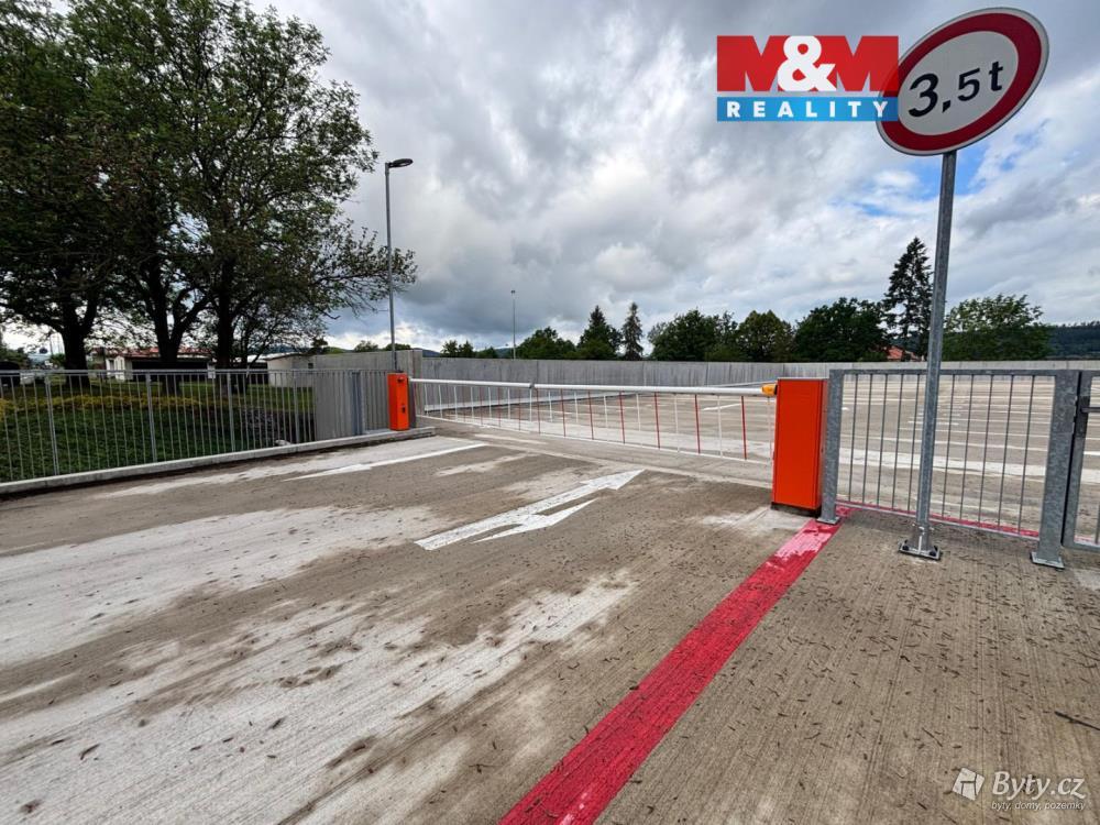 Pronájem garáže 13 m², Pod Hůrkou · Klatovy