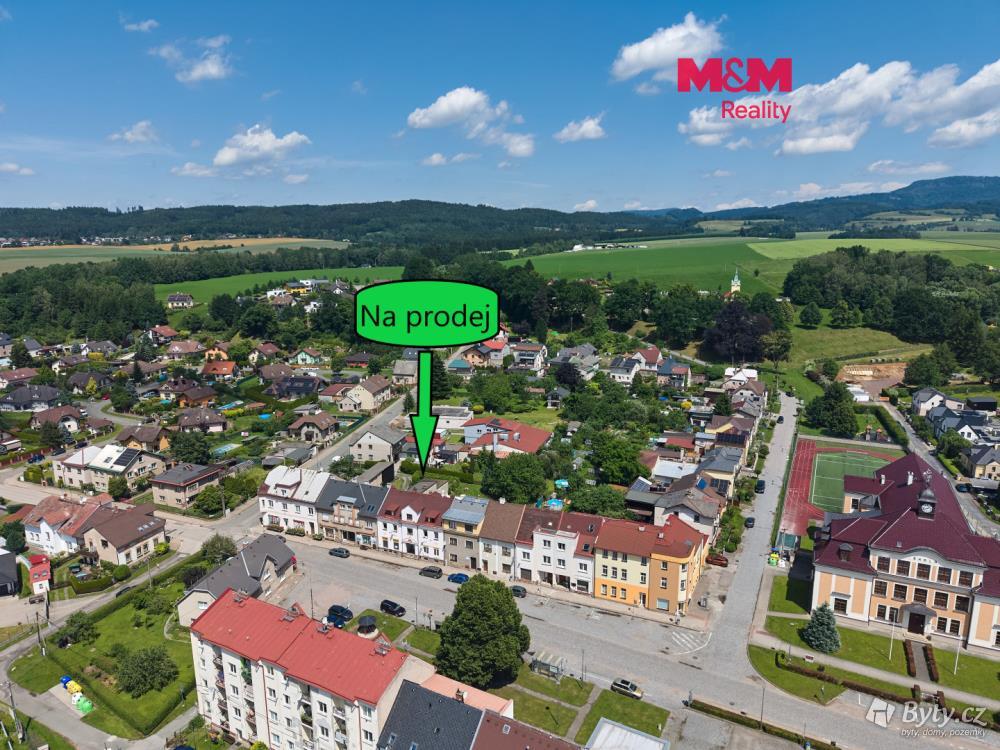 Prodej domu 546 m², Náměstí · Velké Poříčí