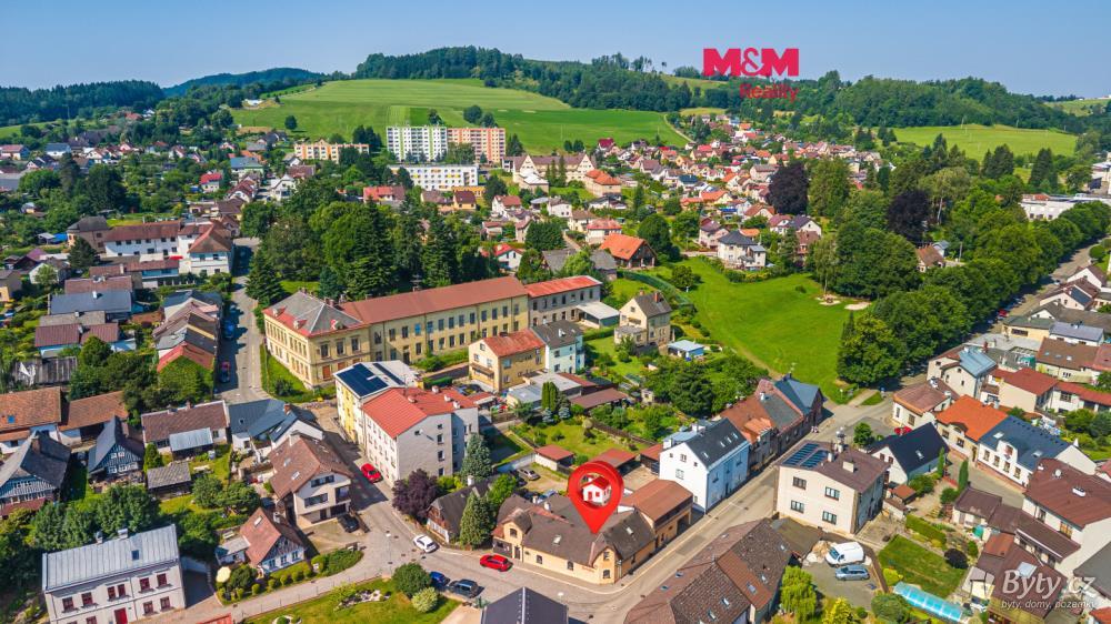Prodej komerčního prostoru 600 m², Poděbradova · Lomnice nad Popelkou