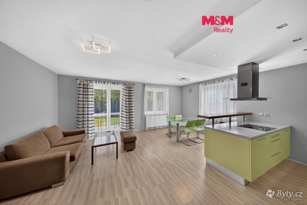 Prodej bytu 2+kk 64 m², Sloupecká · Měchenice