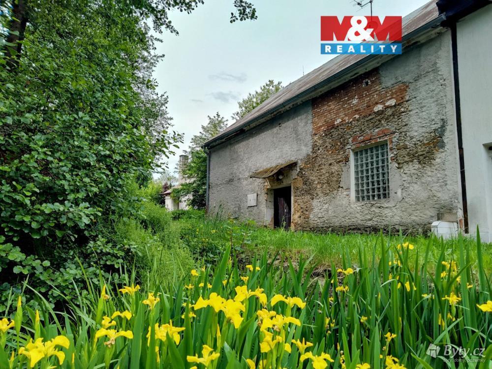 Prodej komerčního prostoru 320 m², Karlovy Vary · Žlutice