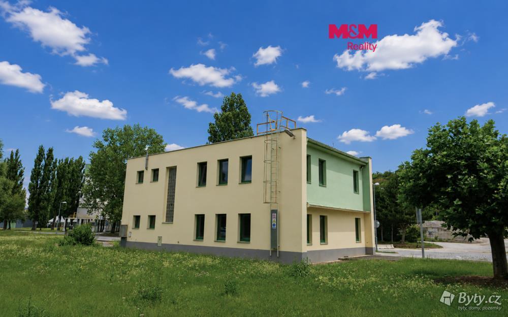 Pronájem komerčního prostoru 200 m², Králův Dvůr