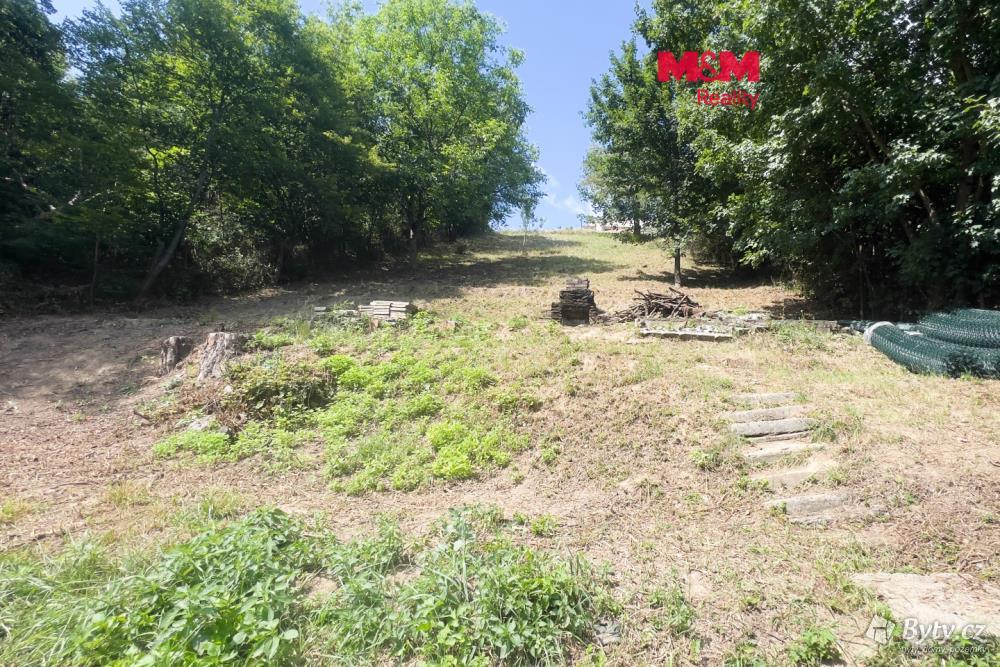 Prodej pozemku 601 m², Mladcová · Zlín