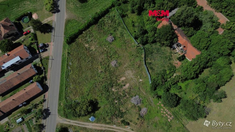 Prodej pozemku 3000 m², Újezd u Přelouče