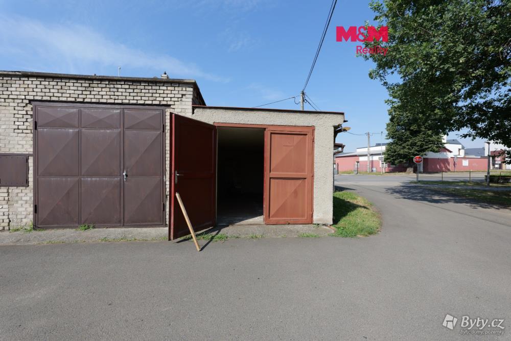 Prodej garáže 20 m², Palackého · Kojetín