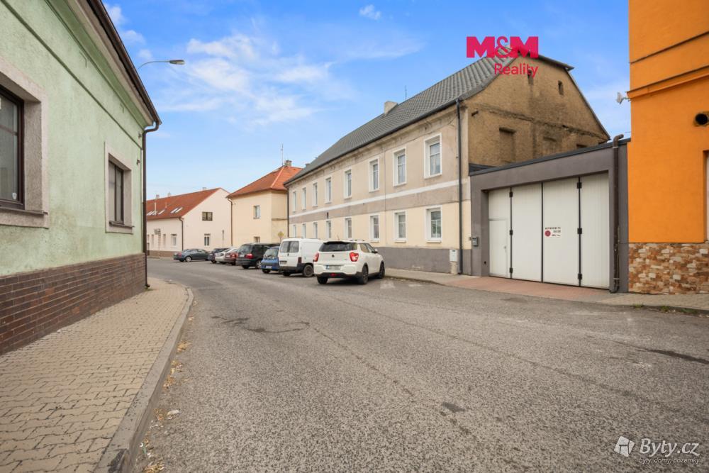 Prodej komerčního prostoru 9 m², Ostravská · Kročehlavy · Kladno