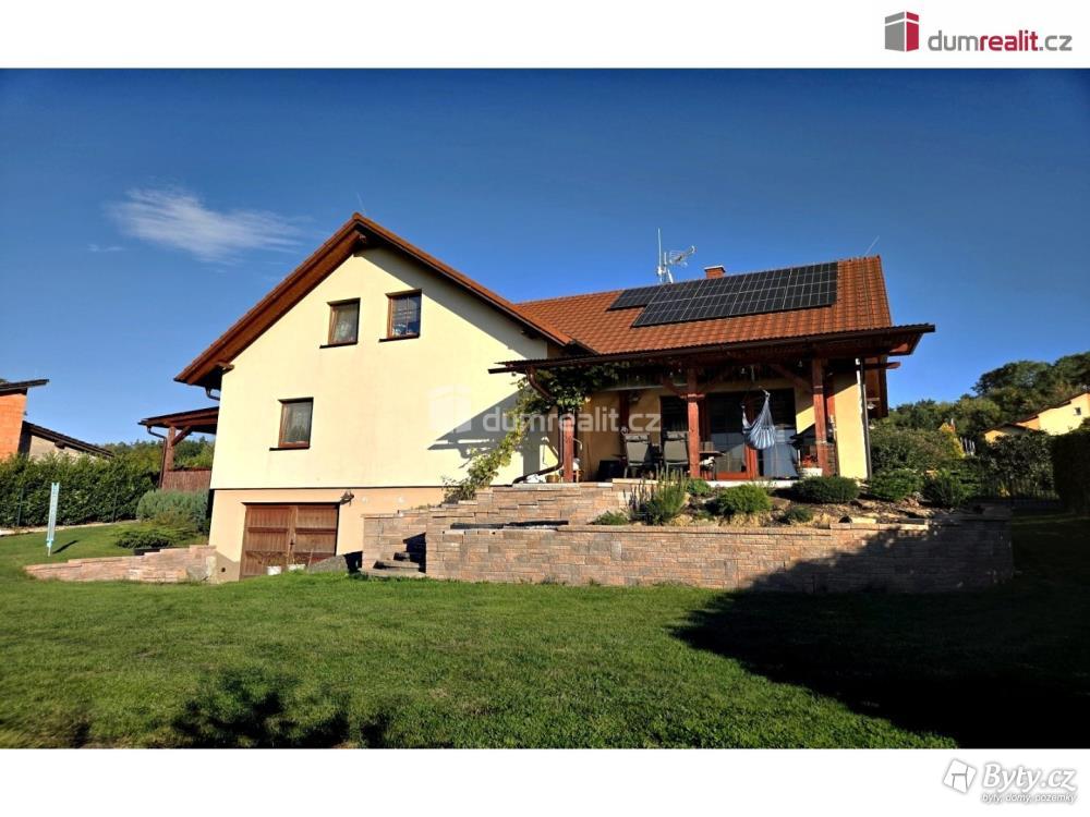 Prodej domu 267 m², Pařezov