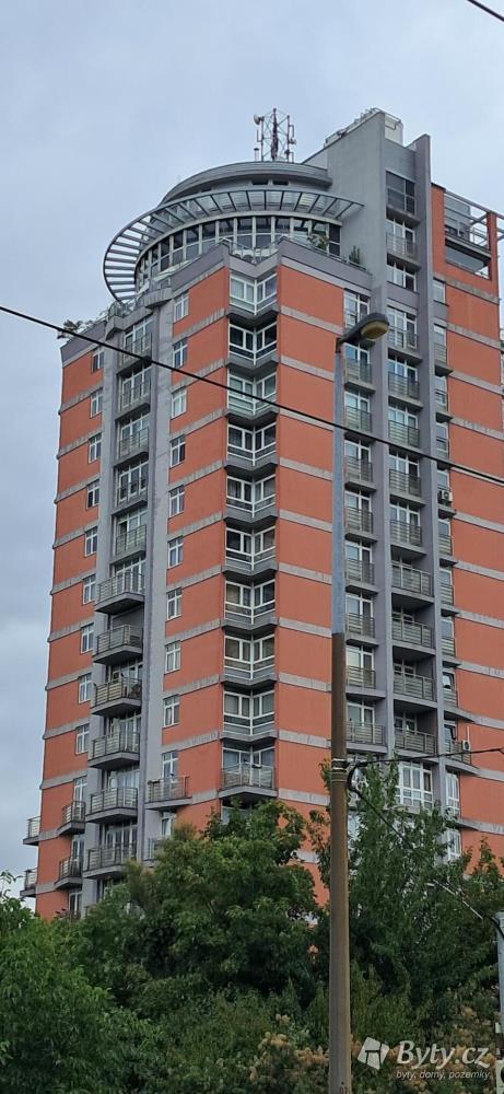 Prodej garáže 11 m², Strašnice