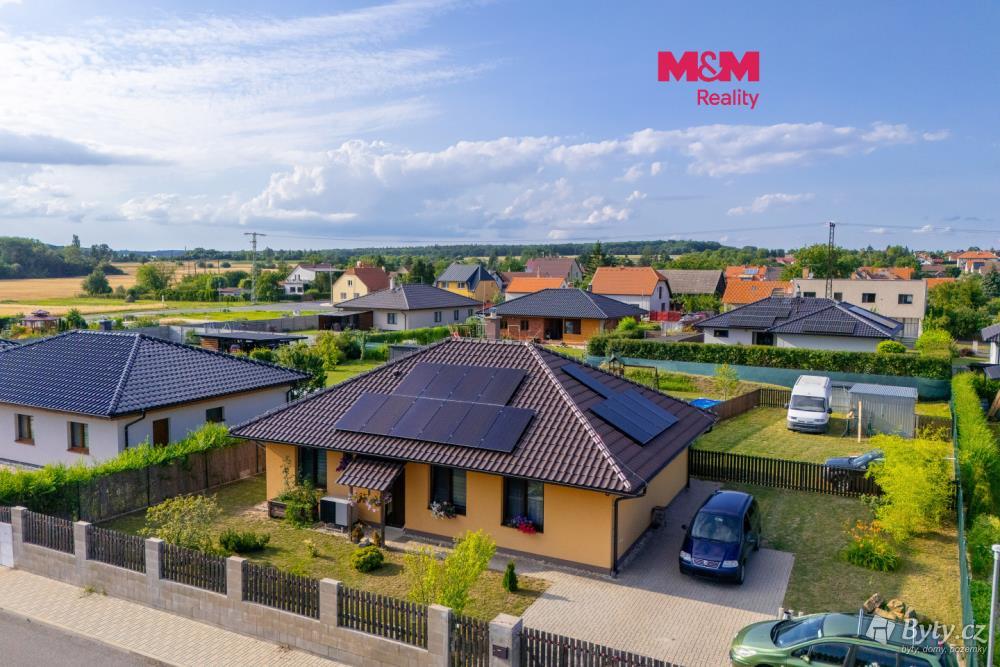 Prodej domu 105 m², Polní · Zámostí u Rožďalovic · Rožďalovice