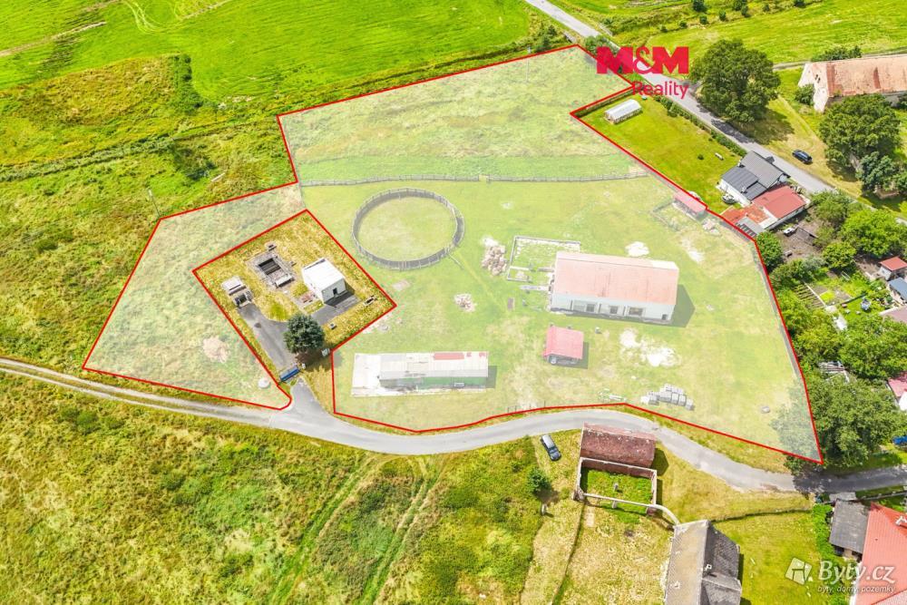 Prodej komerčního prostoru 10428 m², Křižovatka