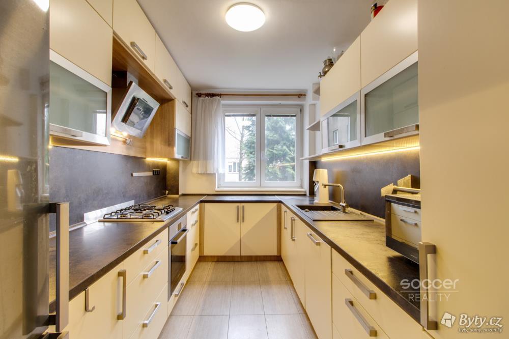 Pronájem bytu 3+kk 72 m², Břevnov