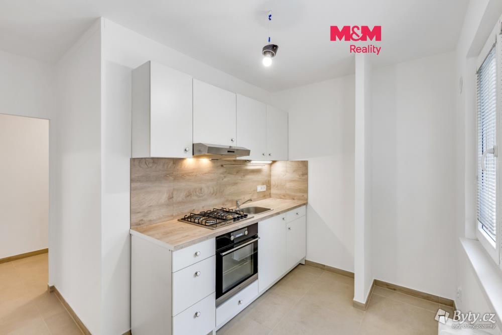 Prodej bytu 2+1 49 m², Košťálkova · Beroun