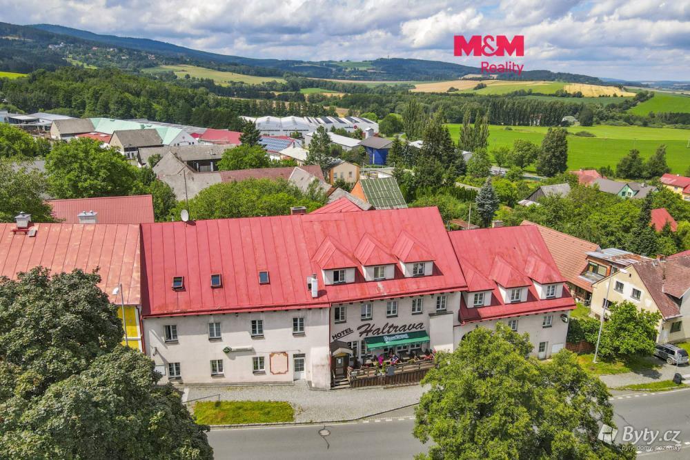 Prodej komerčního prostoru 520 m², Klenčí pod Čerchovem