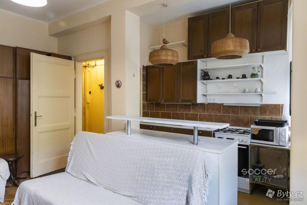 Pronájem bytu 2+kk 43 m², Branická · Braník